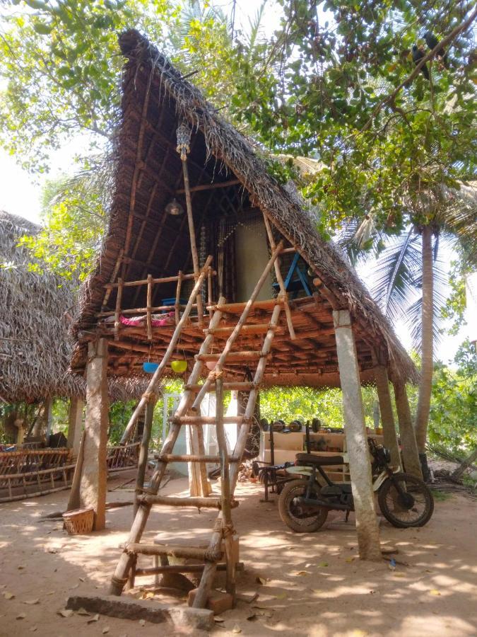 Peace Garden Hostel Auroville Exterior photo